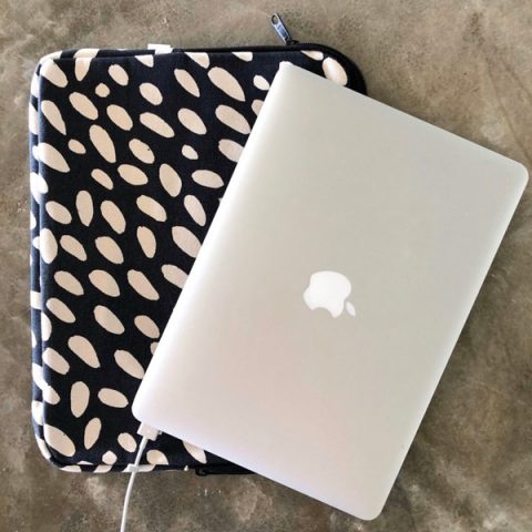 LAPTOP CASE. CLUTCH.