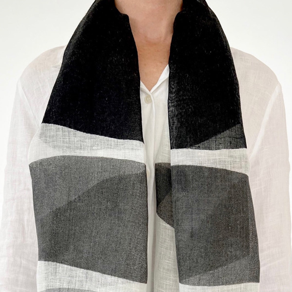 black & gray linen scarf
